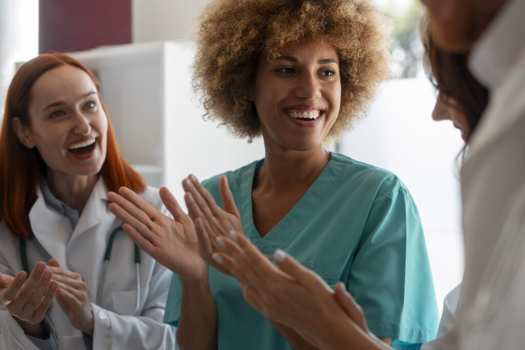 labor-union-members-working-together